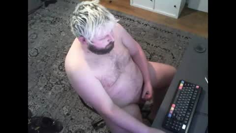 hipguy91 online show from June 18, 12:16 am