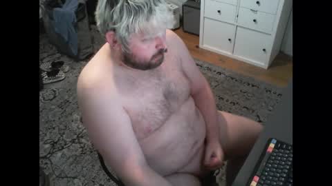 hipguy91 online show from July 9, 5:17 pm