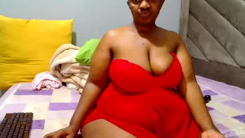 hips2sexy online show from November 8, 7:28 pm