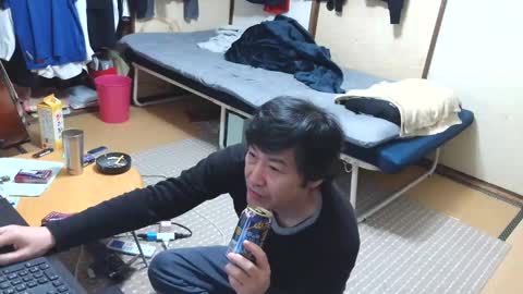 Snapshot of hiro110 chatting on March 10, 12:38 pm hiro110 online show from March 10, 12:38 pm