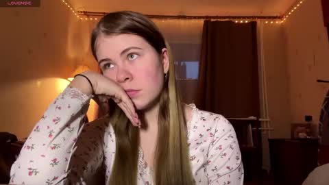 I am Amy ntmu Lets hit 10 Thumbs Up together online show from February 15, 3:00 pm