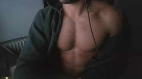 Hiseres online show from September 18, 2:15 am