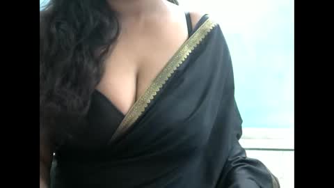 hisslust online show from February 2, 5:37 am