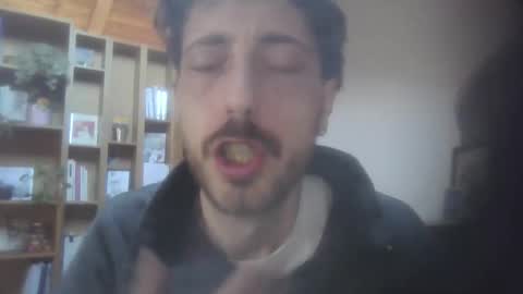 hitmenoww online show from March 20, 7:13 am