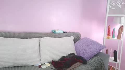 hiyakasudere_ online show from November 24, 6:39 pm