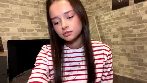 Sofia online show from November 17, 5:04 pm