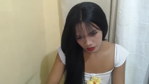 Guinevere3 online show from January 13, 2:58 pm