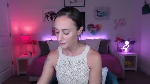 Holi Hurricane online show from September 10, 3:29 am