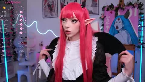 Holli online show from September 30, 5:34 pm