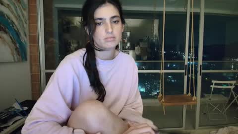 hollyshit_ online show from January 13, 1:02 am