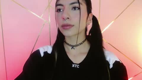 holly online show from March 3, 1:34 pm