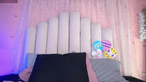 Hollyy online show from March 28, 8:21 pm