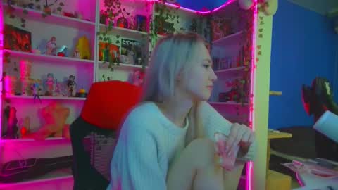 Rumi online show from November 14, 9:22 am