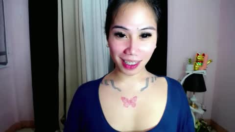 holy_samyx online show from November 22, 10:13 am