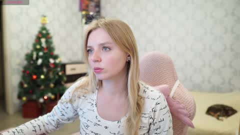 Taiga online show from December 15, 1:54 pm