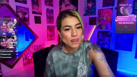 Snapshot of holyeva chatting on February 21, 2:28 am   online show from February 21, 2:28 am