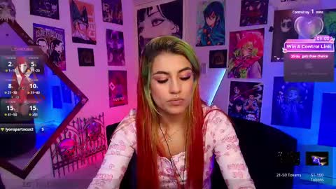 Snapshot of holyeva chatting on February 11, 9:03 pm   online show from February 11, 9:03 pm