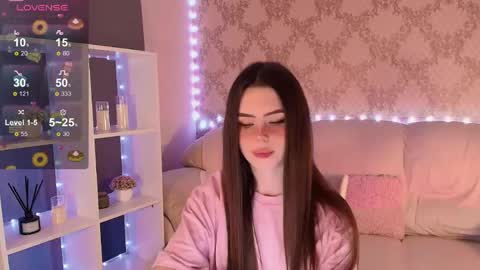 Mia online show from April 15, 4:38 am