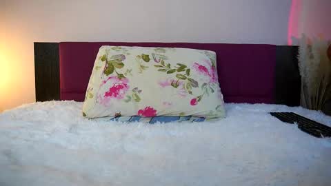 Vicky my another account here - desperate clit online show from December 4, 5:34 pm