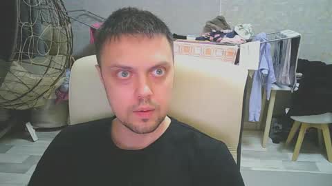 Henry online show from February 6, 6:46 pm