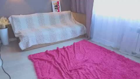 girl next door named Dira online show from March 1, 9:24 am