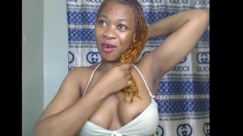 Flora online show from October 11, 7:06 pm