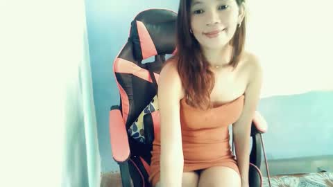 honey_mollyxx online show from March 27, 11:28 pm