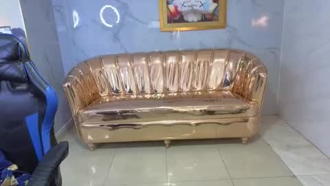 HONEY  online show from February 3, 1:04 pm