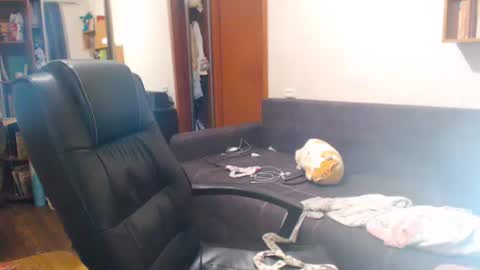 HoneydewMolly online show from May 21, 5:52 pm