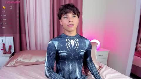 honeymoon_sariel online show from November 24, 8:40 pm