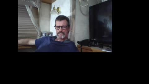 joey online show from April 16, 4:01 am