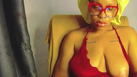horny_ebonygirl_ online show from March 22, 6:23 pm