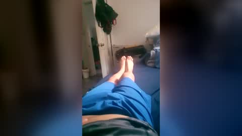 horny_mowgli online show from July 28, 2:53 am