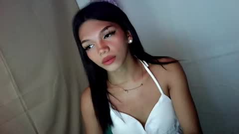 Rhiana online show from May 8, 1:06 pm