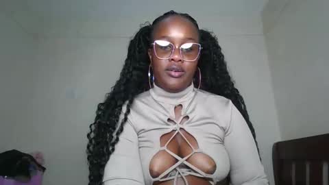 Lucy online show from February 28, 6:56 pm