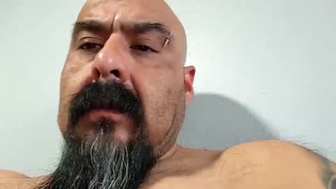 hornychrisla online show from December 19, 11:46 pm