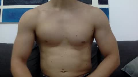 hornyspaniard93 online show from July 1, 2:26 pm