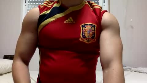hornyspaniard93 online show from July 19, 3:47 pm