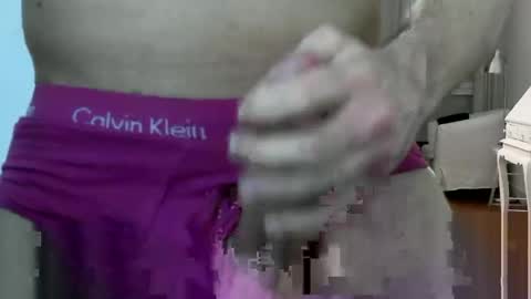 hornyspaniard93 online show from April 18, 10:54 pm