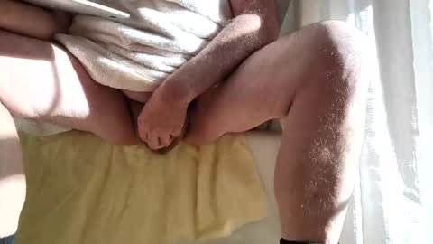 Snapshot of hornythumb chatting on January 7, 6:45 pm HornyThumb online show from January 7, 6:45 pm