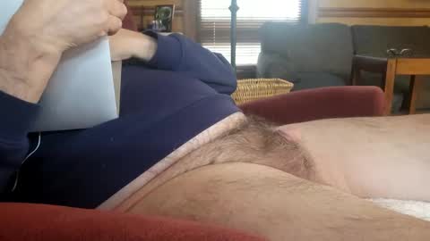 Snapshot of hornythumb chatting on February 12, 4:22 pm HornyThumb online show from February 12, 4:22 pm