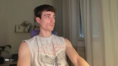 Travis online show from January 10, 11:04 am