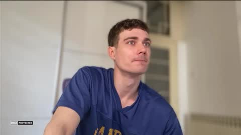 Travis online show from February 28, 9:13 am