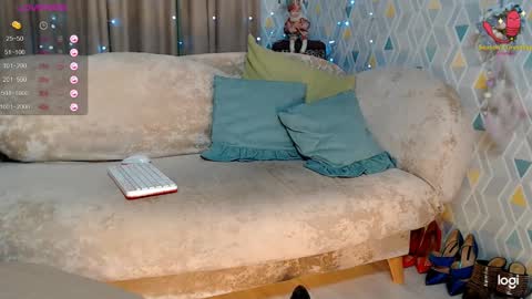 Snapshot of hot_best_lovers_ chatting on December 1, 10:23 pm Liza online show from December 1, 10:23 pm