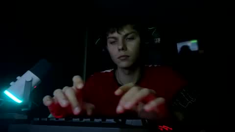 Hot boy 2002 online show from December 1, 11:29 pm