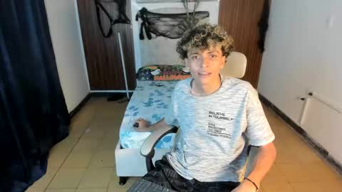 hot bunny online show from November 10, 3:53 am