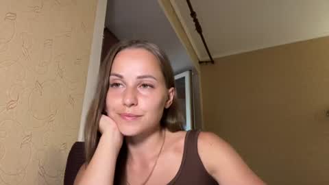 hot_chance_ online show from August 4, 2:35 pm