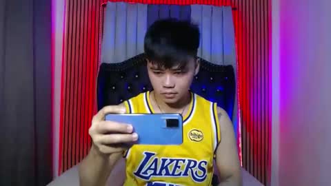 hot_emmanuel online show from December 15, 5:58 am