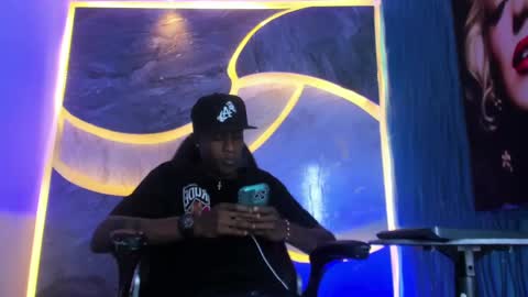 hot_golden_black online show from September 8, 3:33 pm