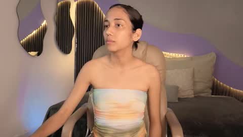 Alana online show from February 19, 9:25 pm